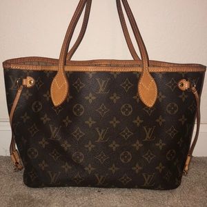 Louis Vuitton never-full pm